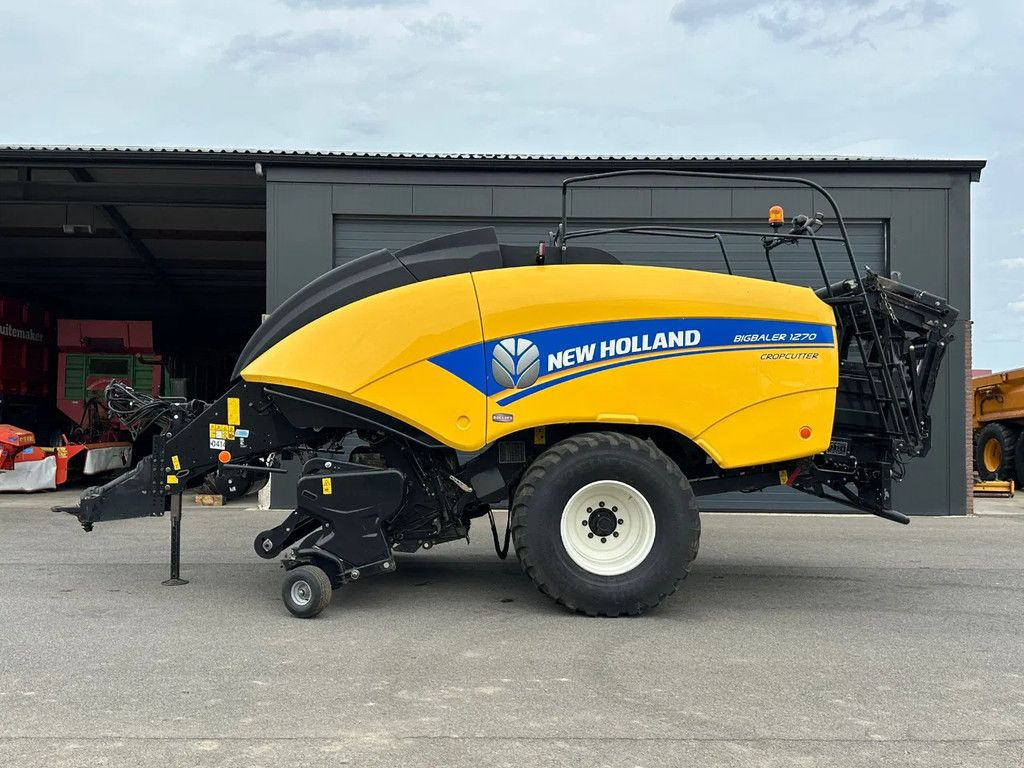 New Holland Bigbaler 1270 Cropcutter, bj 2016, balenstand 59.747