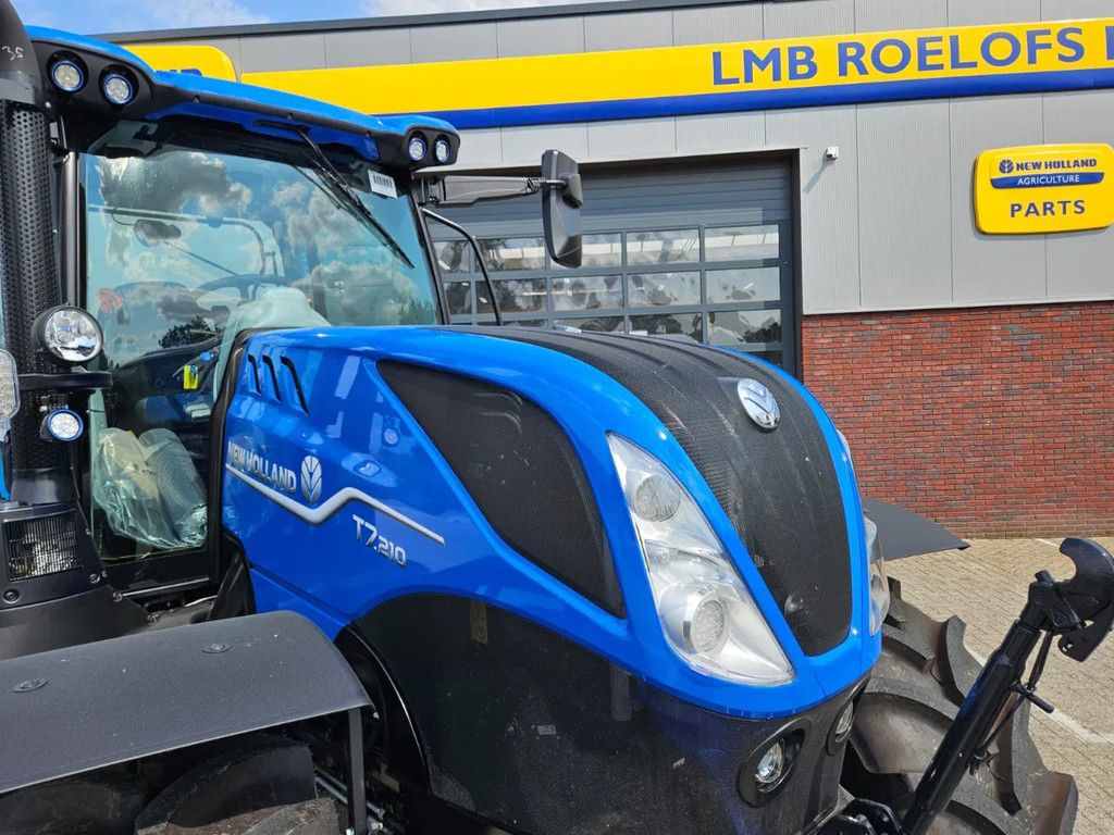 New Holland T7.210 Range command 50 km/h