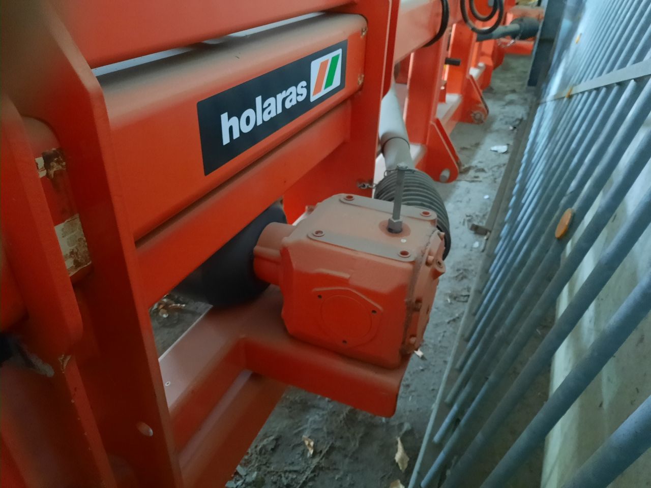Holaras werktuigendrager