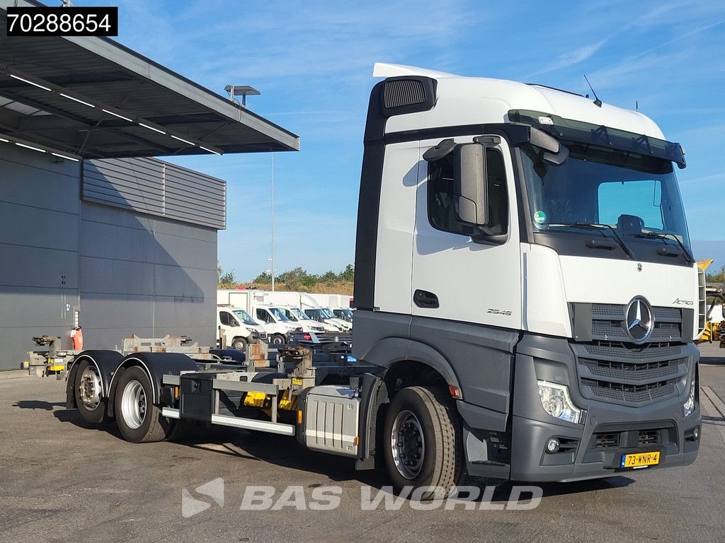 Mercedes Actros Actros 2545 6X2 NL-Truck Retarder 2xTanks Lift-Axle ACC Xenon Navi Euro 6