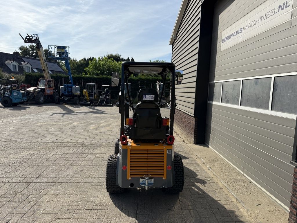 Giant minishovel NIEUW gazonbanden €399 LEASE