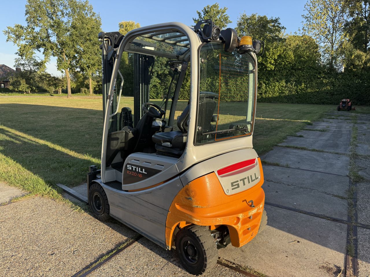 Still RX20-16 | 1600KG | BJ2016 | triplex 4.7M | Sideshift