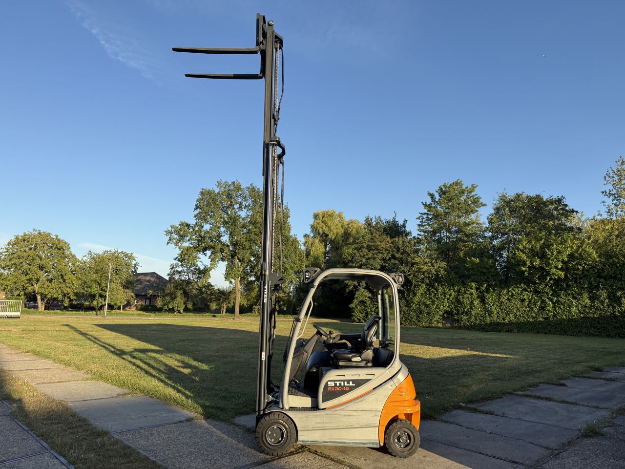 Still RX20-16 | 1600KG | BJ2016 | triplex 4.7M | Sideshift