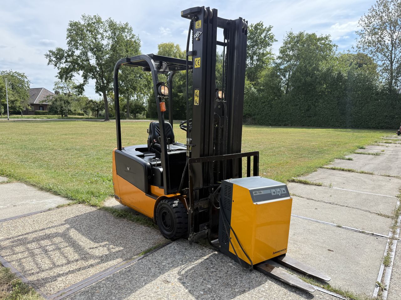 1600KG elektrische heftruck triplex 5.5M Sideshift keuring !