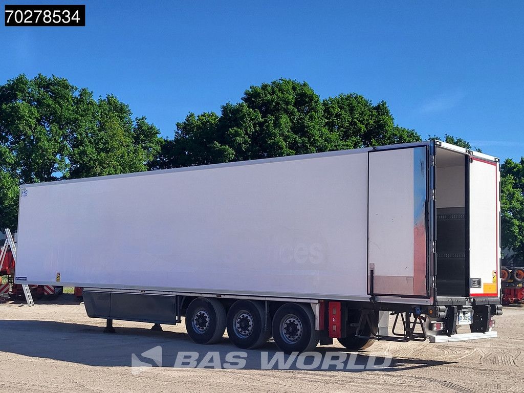 Lamberet Carrier Vector 1550 3 axles Liftachse