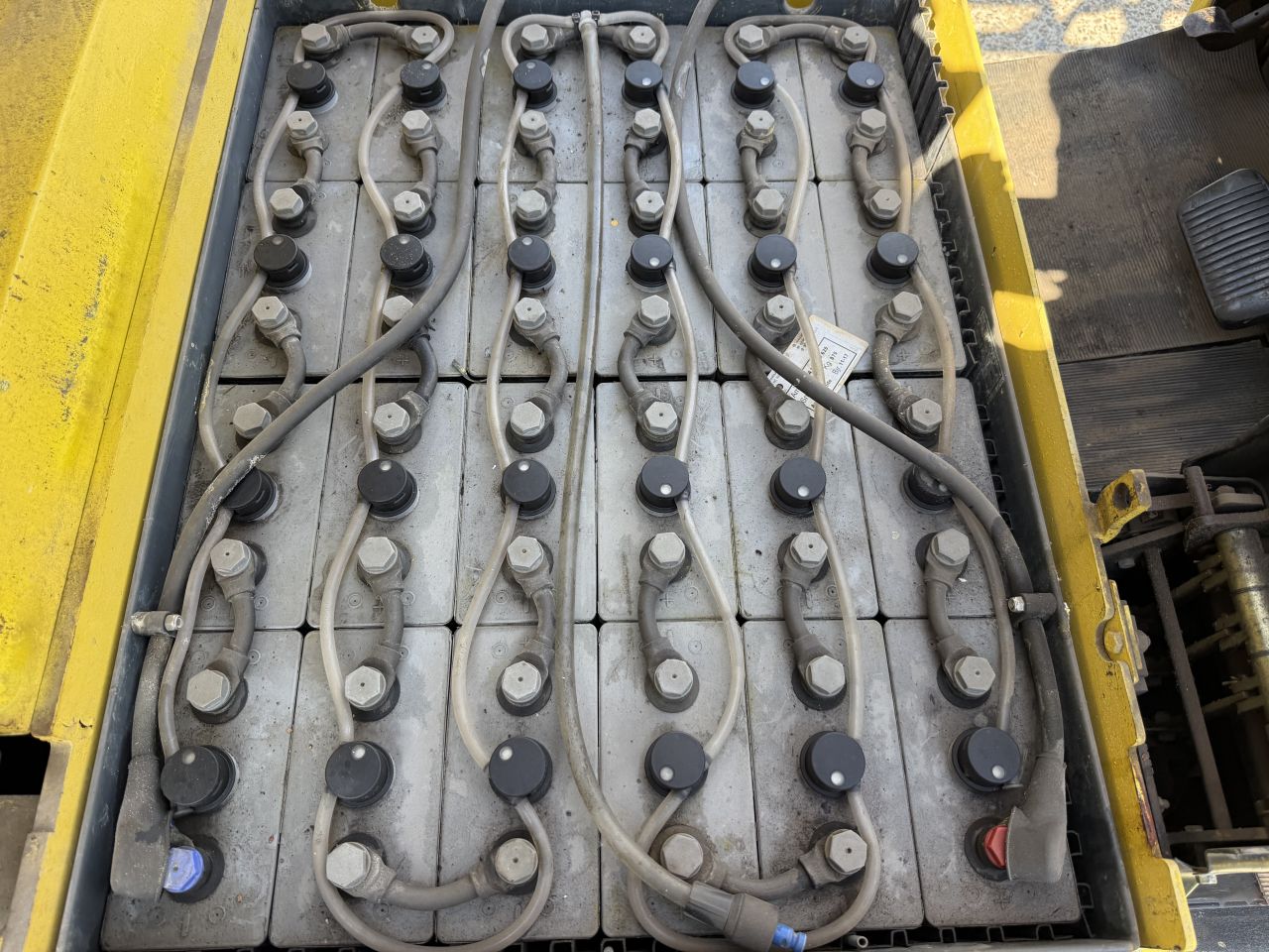 Hyster 1600KG elektrische heftruck 3.3M Freelift Sideshift