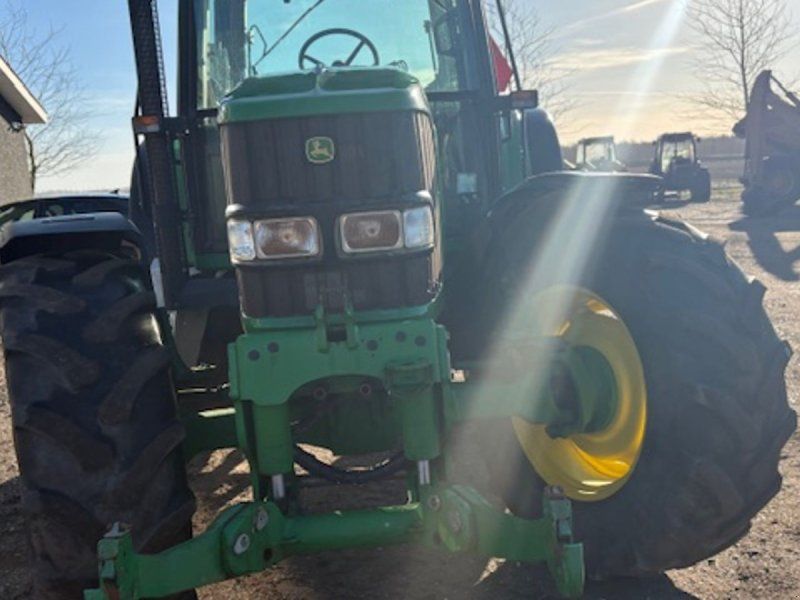 John Deere 6330 FRONTLIFT, LUFTANLÆG