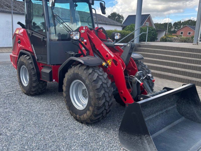 Weidemann 2060