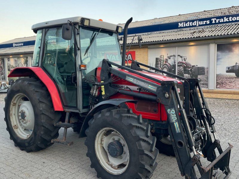 Massey Ferguson 4255
