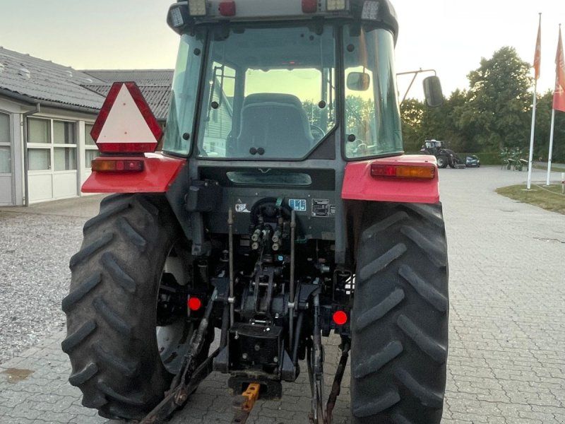 Massey Ferguson 4255
