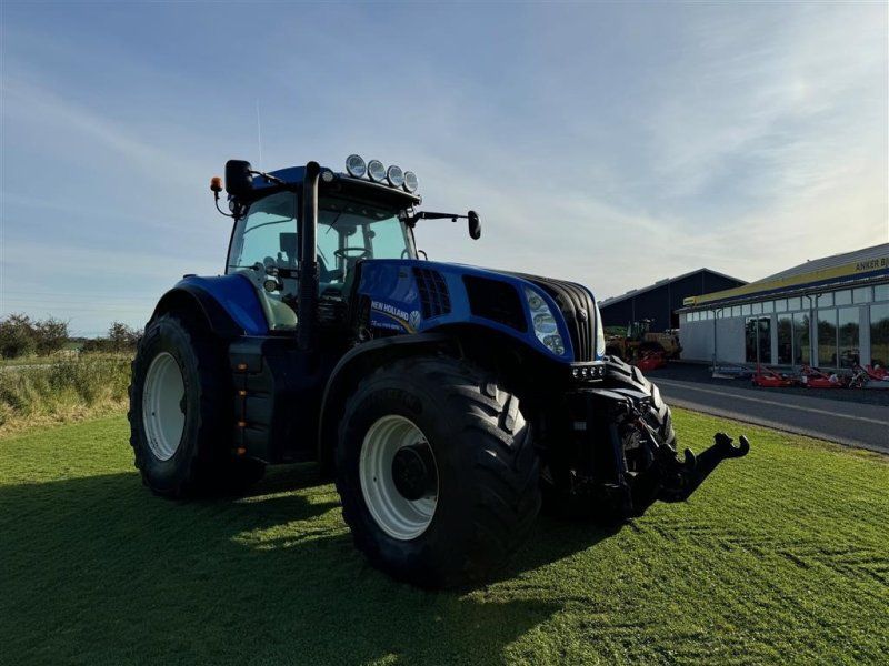 New Holland T8.390 AutoCommand