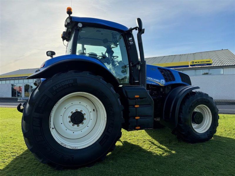 New Holland T8.390 AutoCommand