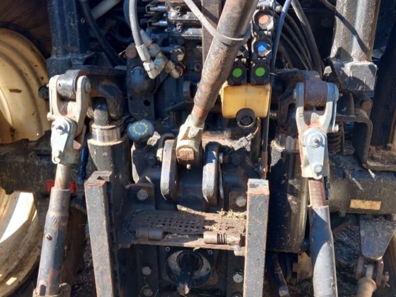 New Holland T 6030 Plus Supersteer
