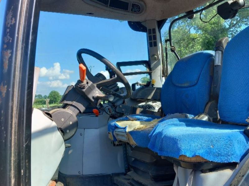 New Holland T 6030 Plus Supersteer