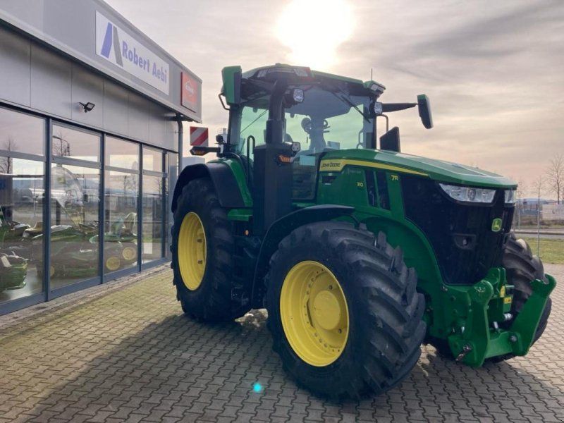 John Deere 7R 310