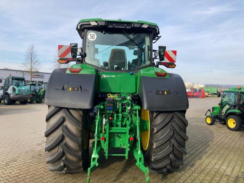 John Deere 7R 310