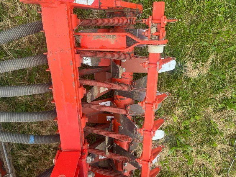 Kuhn Venta TI mit HRB302