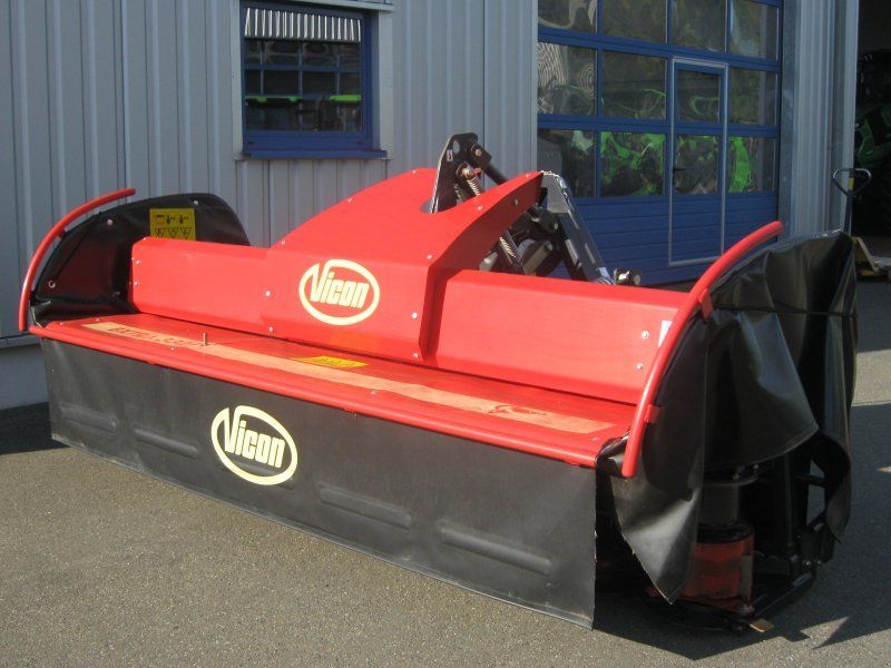 Vicon Extra 332 F