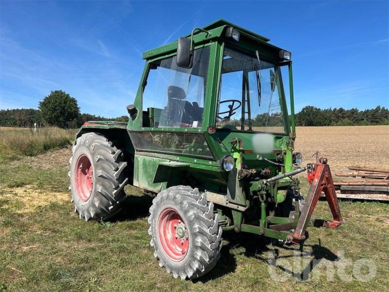Deutz Intrac 2002A