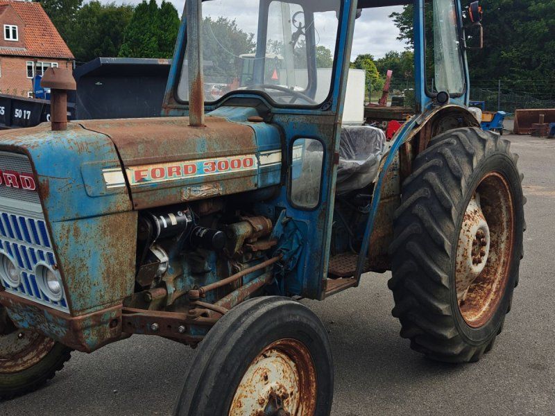 Ford 3000