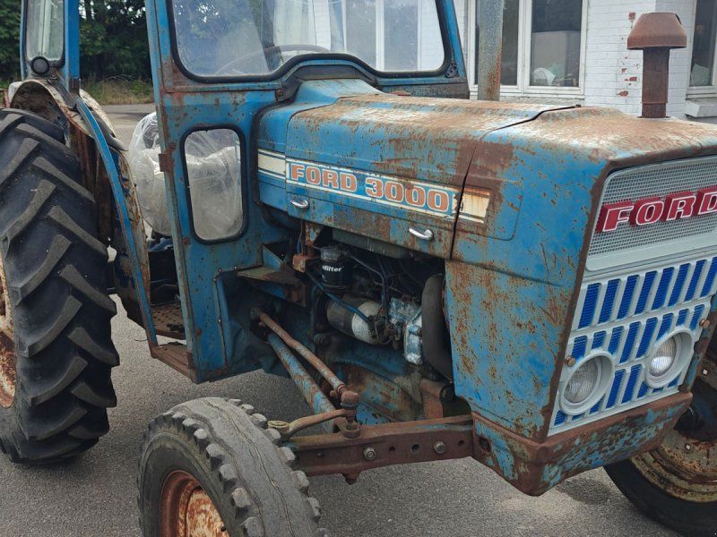Ford 3000