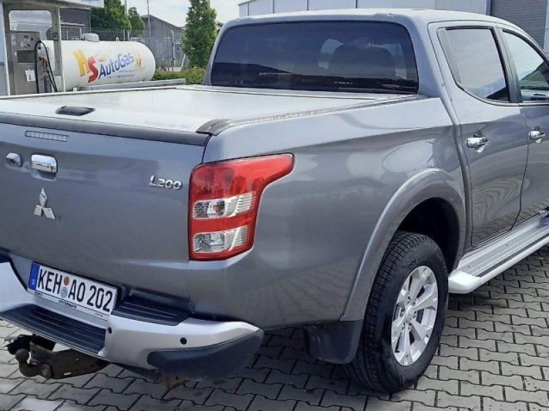L 200