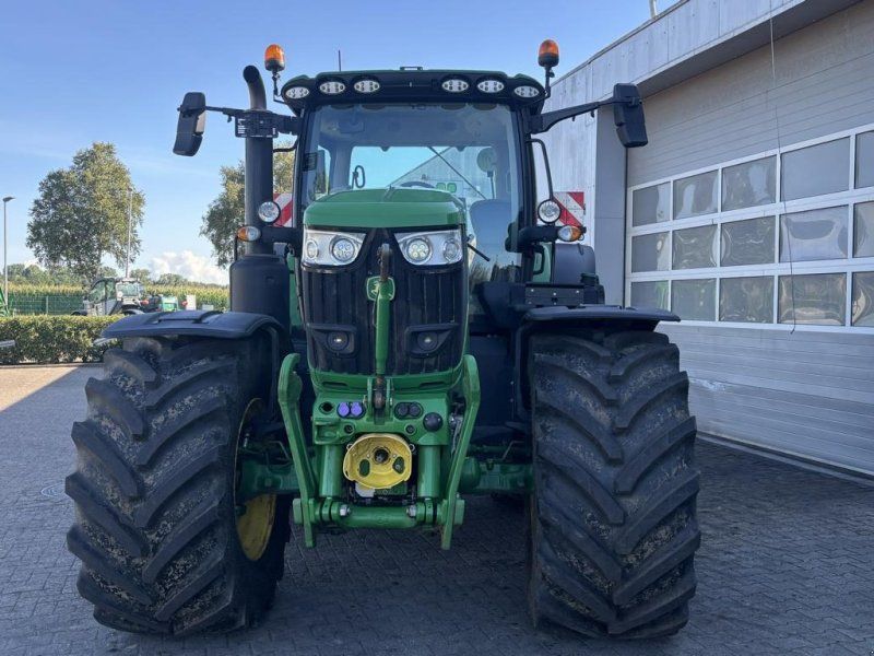 John Deere 6R195