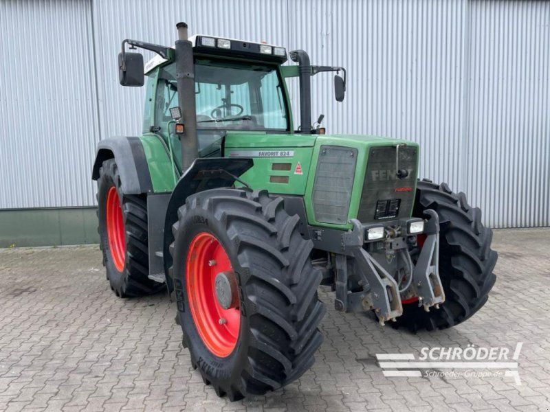 Fendt FAVORIT 824DEFEKT-