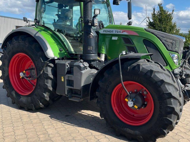 Fendt 724 Vario S4 ProfiPlus
