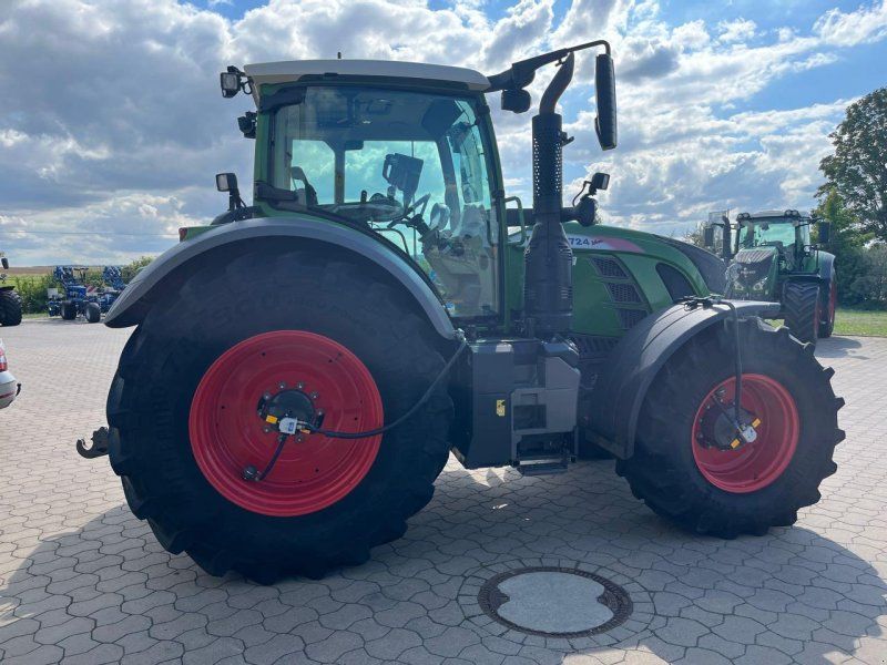 Fendt 724 Vario S4 ProfiPlus