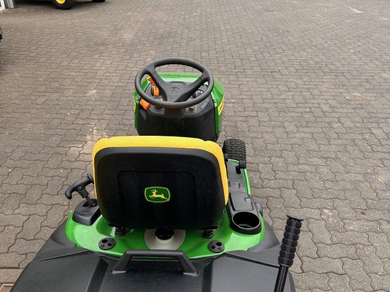John Deere X167R