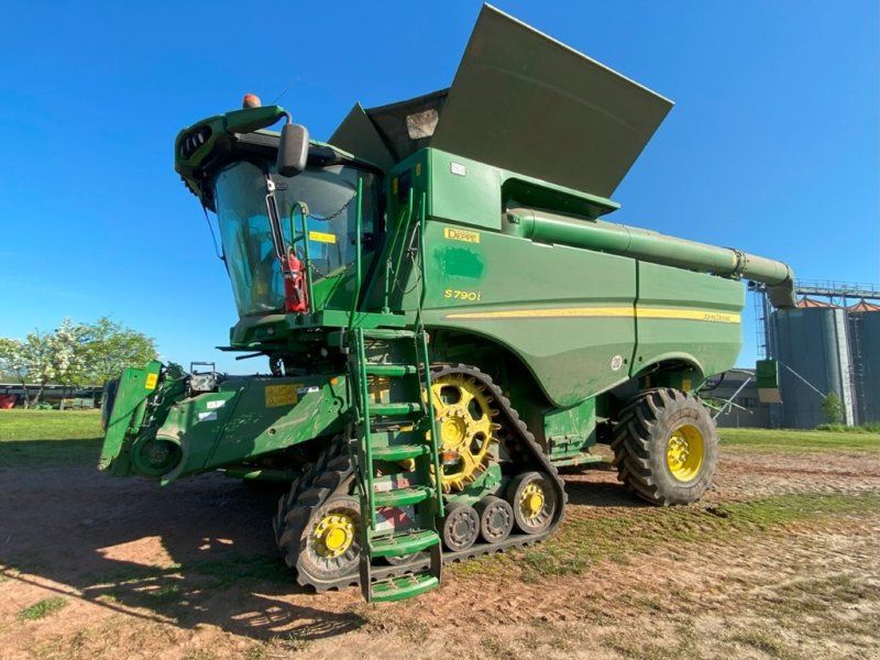 John Deere S 790 i