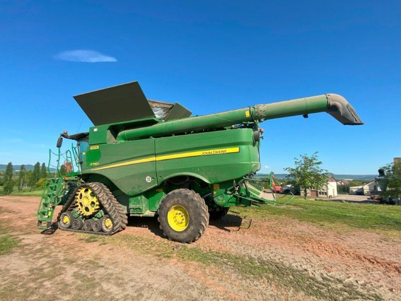 John Deere S 790 i