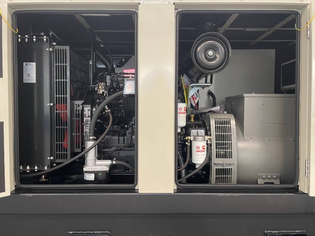 Cummins 4BTA3.9-G11 - 88 kVA Generator - DPX-19834