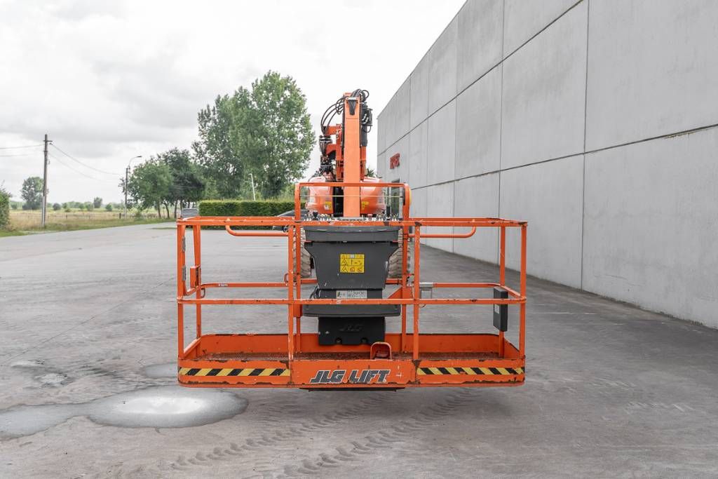 JLG 1350 SJP