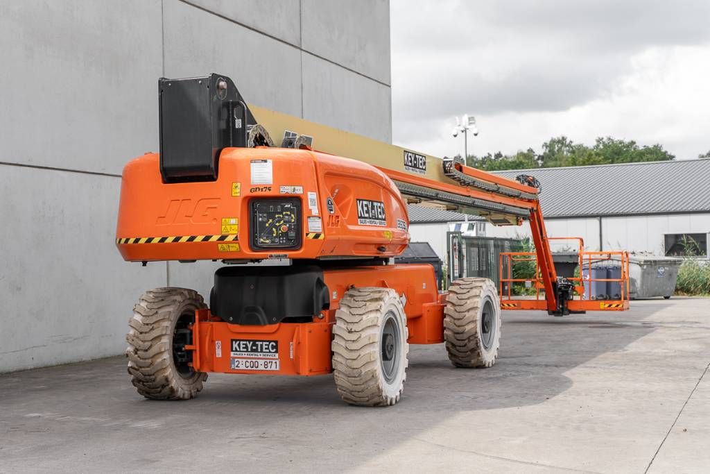 JLG 1350 SJP