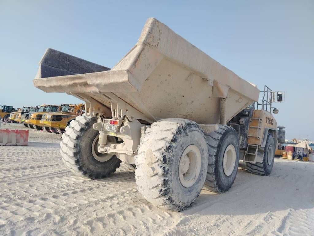 Komatsu HM400-3R (4 pieces available in Abu Dhabi)