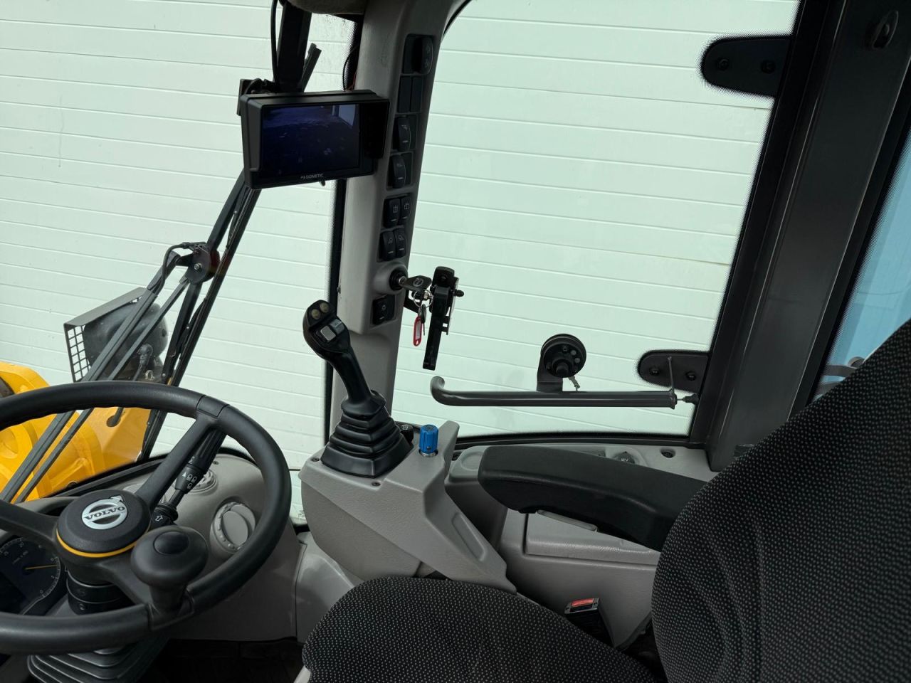 VOLVO L45H (BJR 2017 )