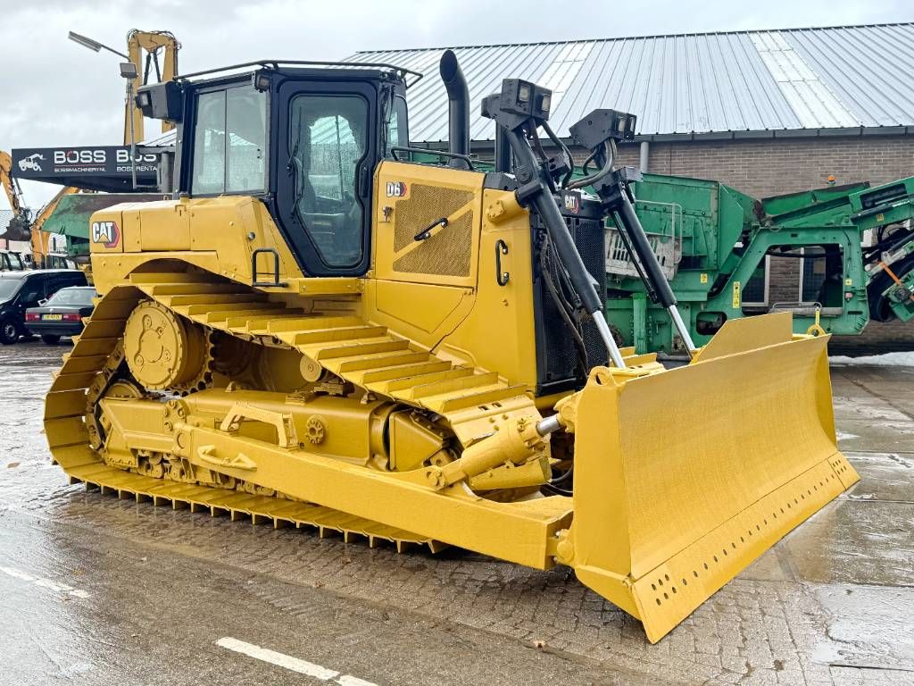 CAT D6 LGP Next Gen - CAT System One / Camera
