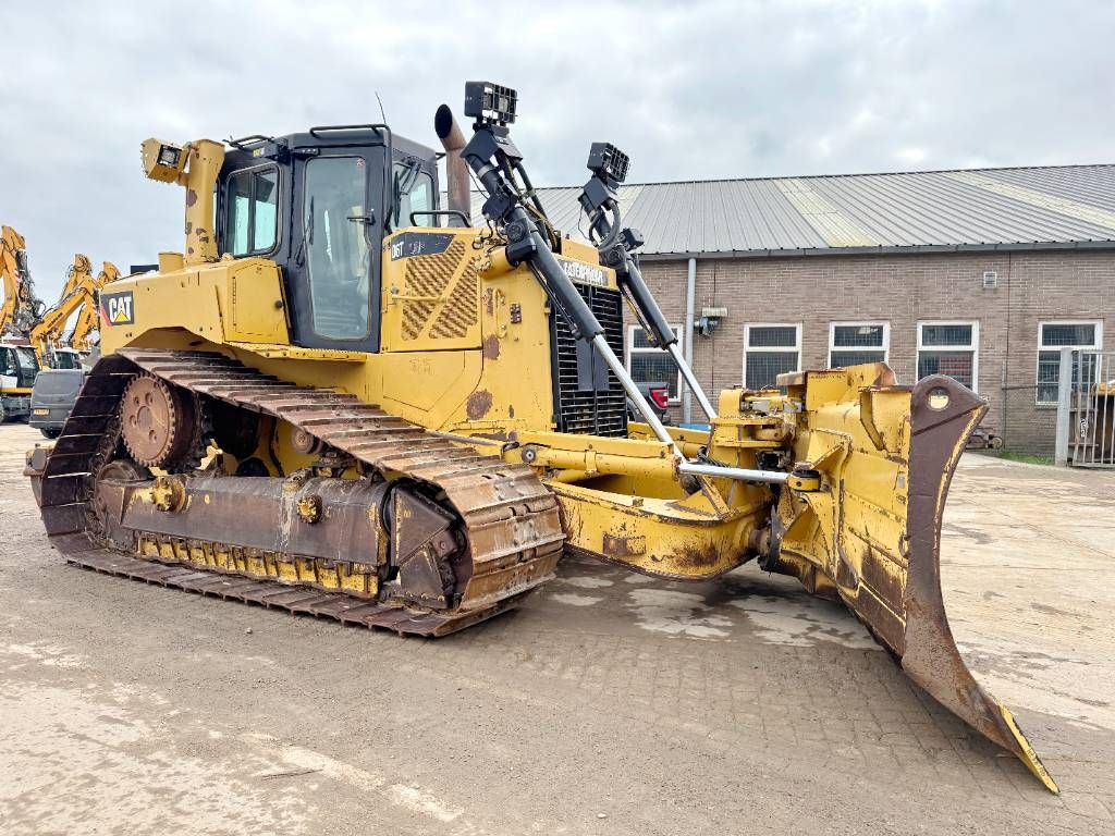 CAT D6T - Ripper / EPA Certified