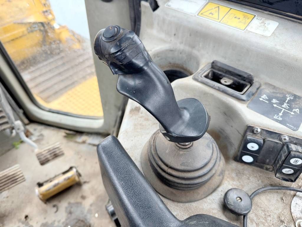 CAT D6T LGP - Dutch Machine / Camera / CE + EPA / AC