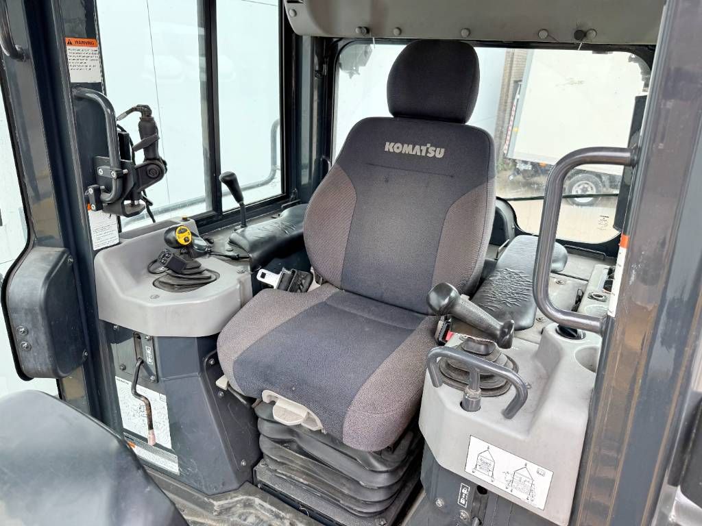 Komatsu D61PX-24 - Ripper Valve / Camera / Airco