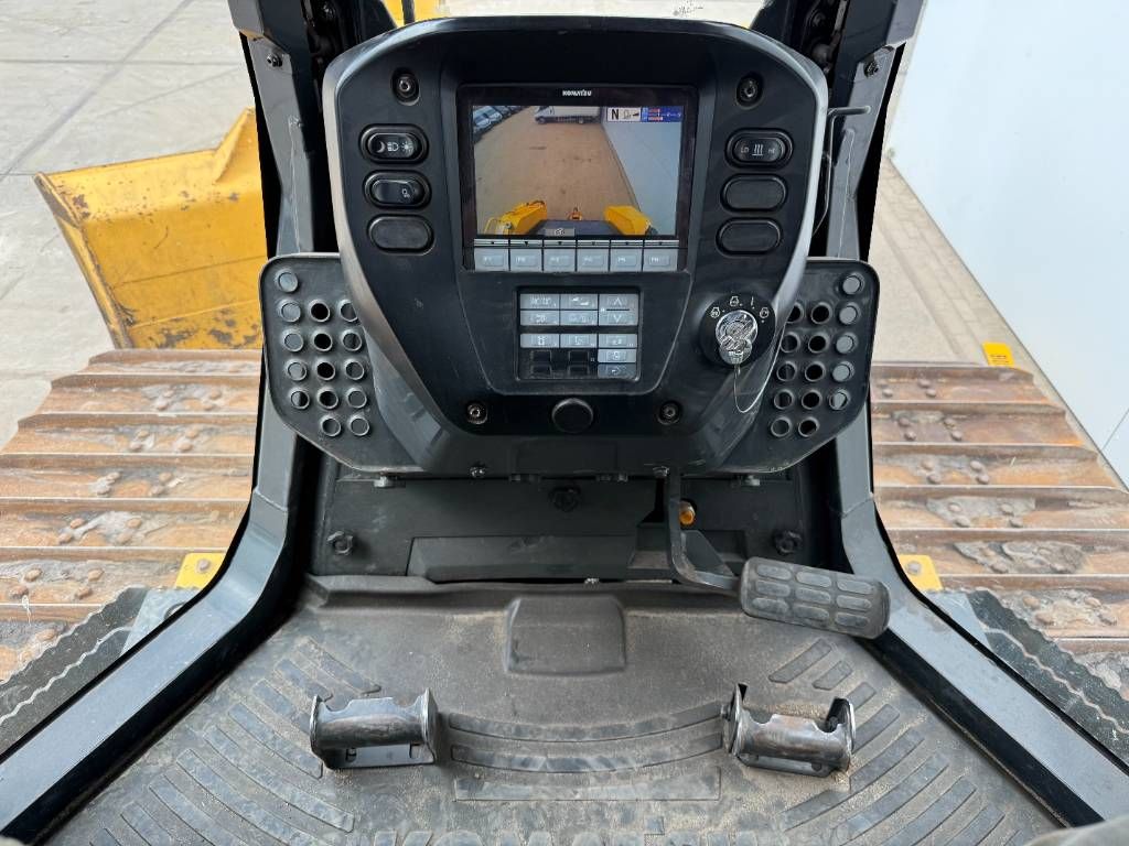 Komatsu D61PX-24 - Ripper Valve / Camera / Airco