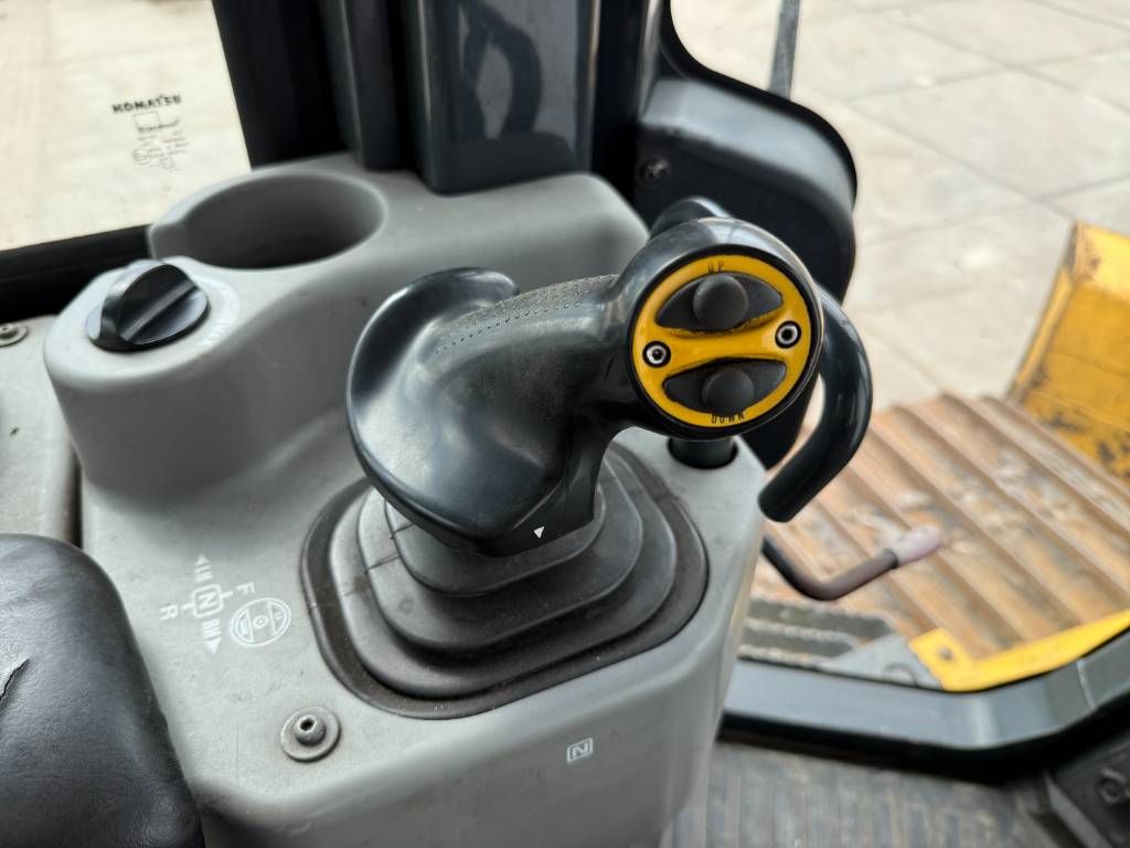 Komatsu D61PX-24 - Ripper Valve / Camera / Airco