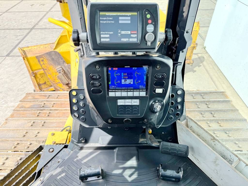 Komatsu D61PXi-24 - Topcon 3D GPS / Folding Blade / Camera
