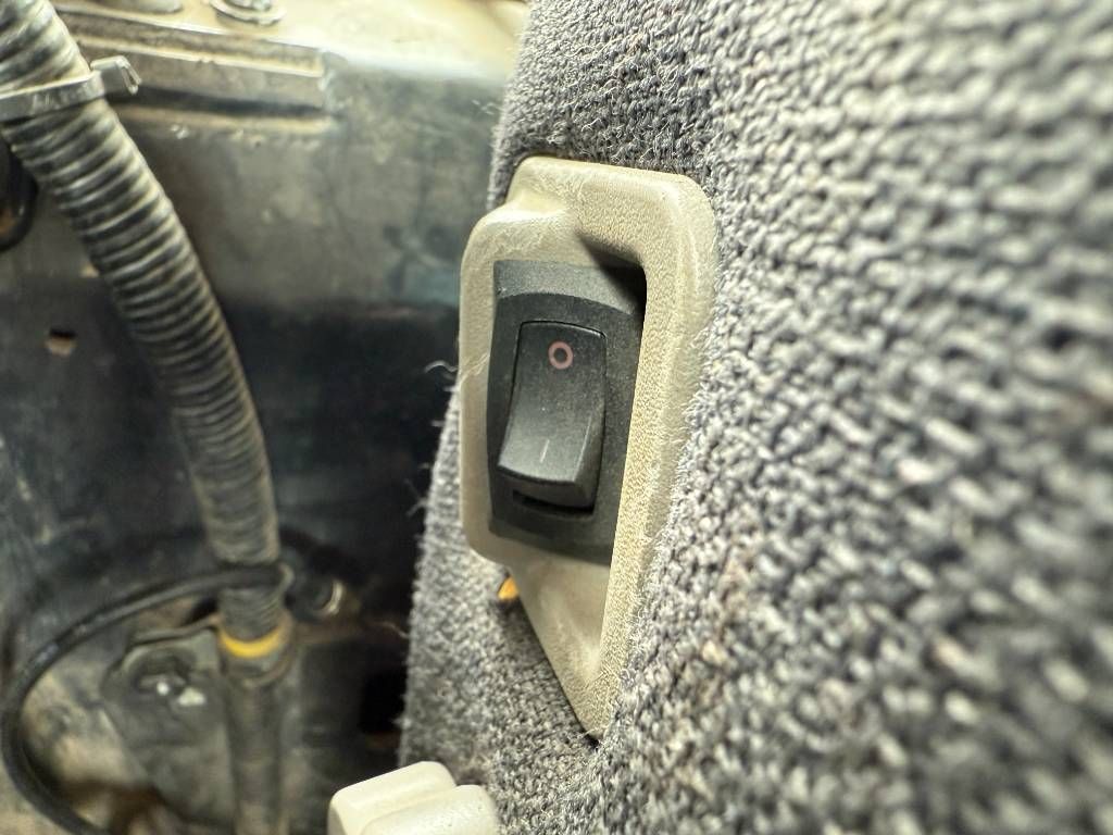 Komatsu D61PXi-24 - Trimble GPS/GNSS / Ripper Valve