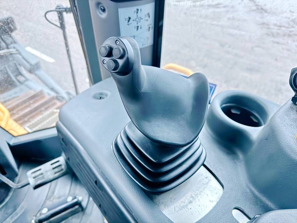 Liebherr PR746 05L Gen 8 - 1 Yr / 2000h Powertrain Warranty
