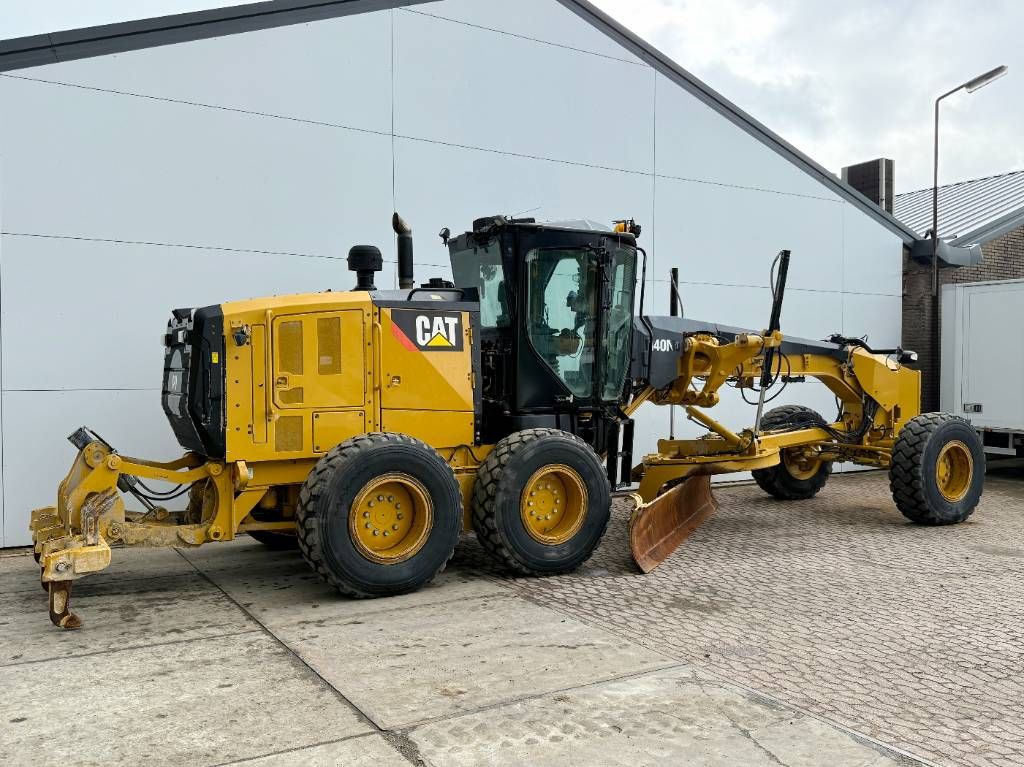 CAT 140M3 - Pushblock / Ripper / Joystick Controls