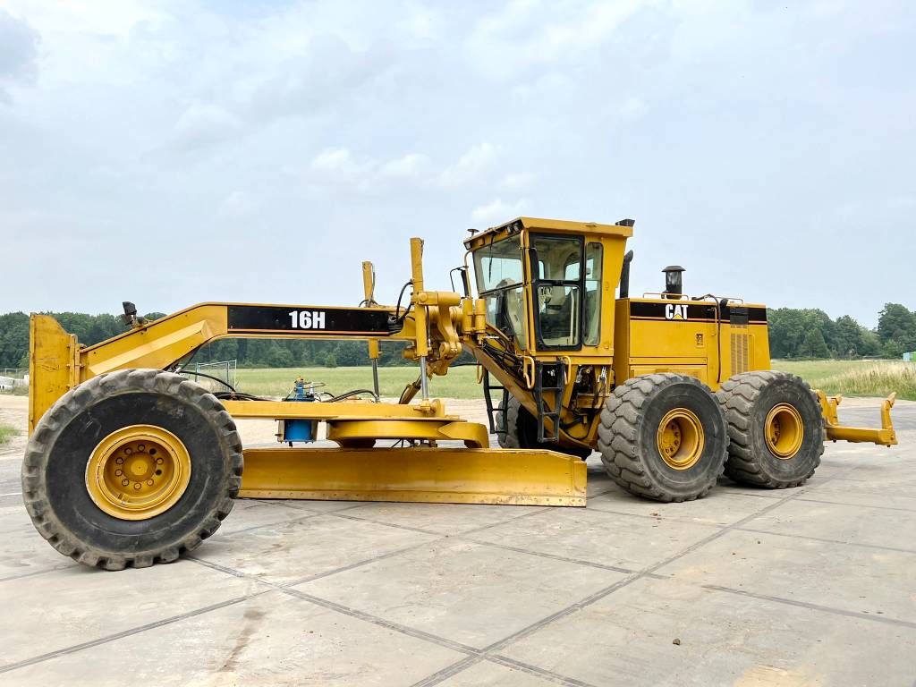 CAT 16H - 4 Tine Ripper / Good Overall Condition