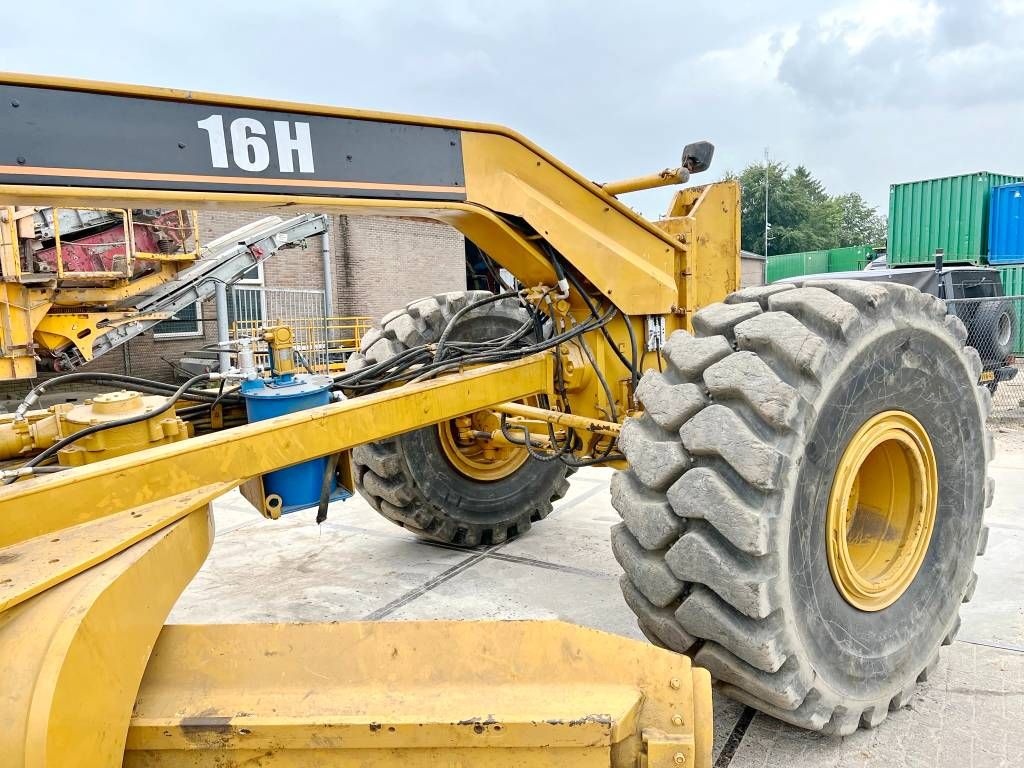 CAT 16H - 4 Tine Ripper / Good Overall Condition